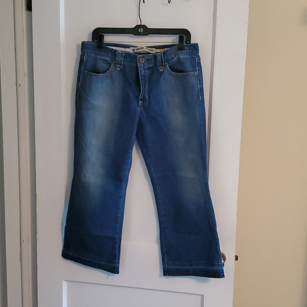 Gap low rise cropped pants